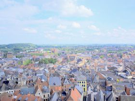山の街で見渡す絶景と美しい建築！ベルギー「モンス」の魅力
