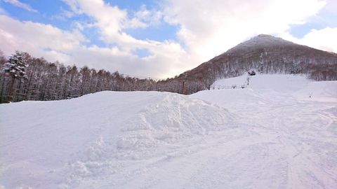 長野「X-JAM高井富士」巨大パークで遊んで滑ってジャンプ！
