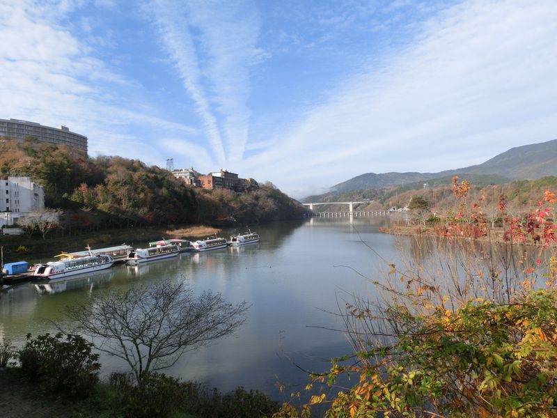 自然と人工の奇跡の調和を、岐阜県「恵那峡」で体感しよう！