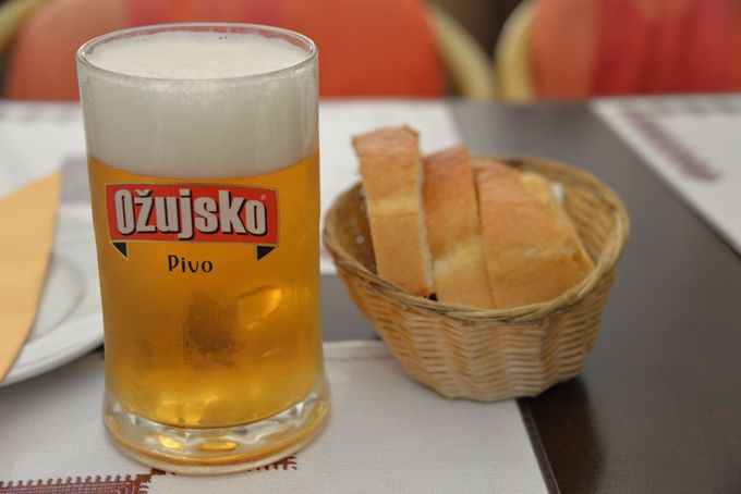 クロアチアの国民的ビール！Ozuisko(オジュイスコ)