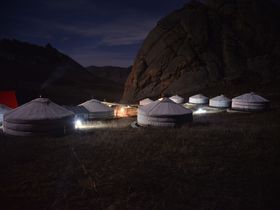 遊牧民体験を堪能！大草原のモンゴル・テレルジ国立公園ツーリストキャンプ