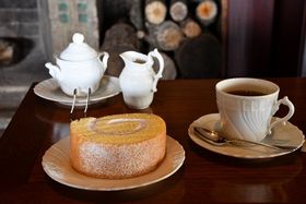 ���z�@��O�Ƃ̃J�t�F�ŉ߂����Â��Ȏ��ԁE�R�z�@����̋L���T���l�C��