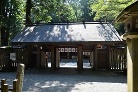 ̋{QqĔS̐_X̐𕷂IuVː_Ёv̋LTlC