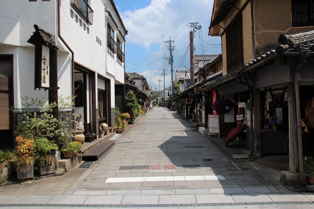 江戸時代の古い町割の残る豆田町
