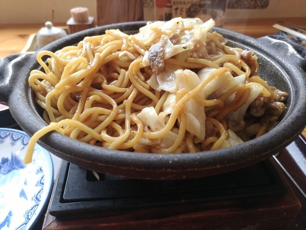 あさぜん よるぜんって何 岡山蒜山高原 ひるぜん焼きそば 岡山県 トラベルjp 旅行ガイド