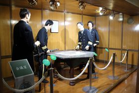 100�N�̎��𒴂��������}�����h��I�k�C���]���u�J�z�ۋL�O�فv�̋L���T���l�C��