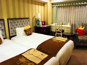 �O�{�̂������߃z�e��10�I �ό��̋��_�Ƀs�b�^���I�̋L���T���l�C��