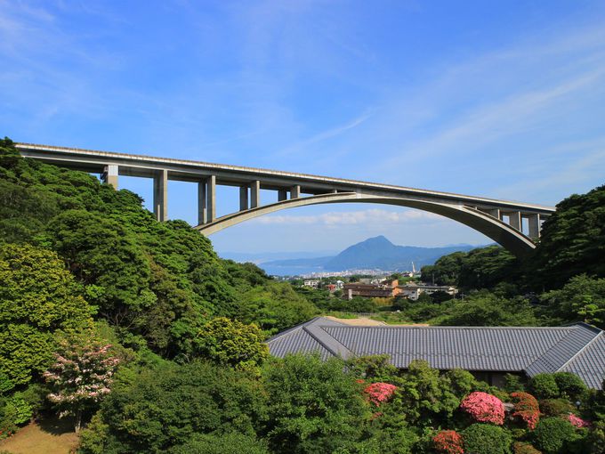 明礬温泉の老舗旅館「岡本屋」