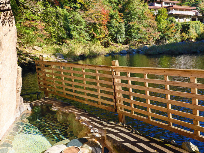 1日目午後2：貸切の極上湯、川沿いの般若寺温泉