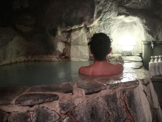 貸切風呂「恵の湯」と「洞窟の湯」