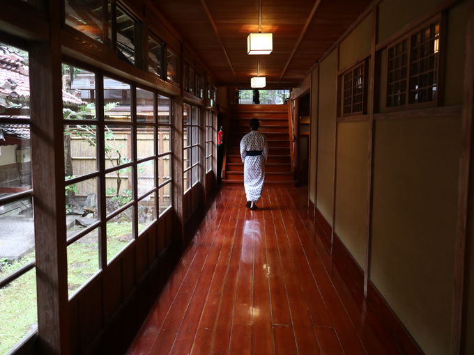 風情はそのまま快適に！「向瀧」の建物やお部屋のこだわり