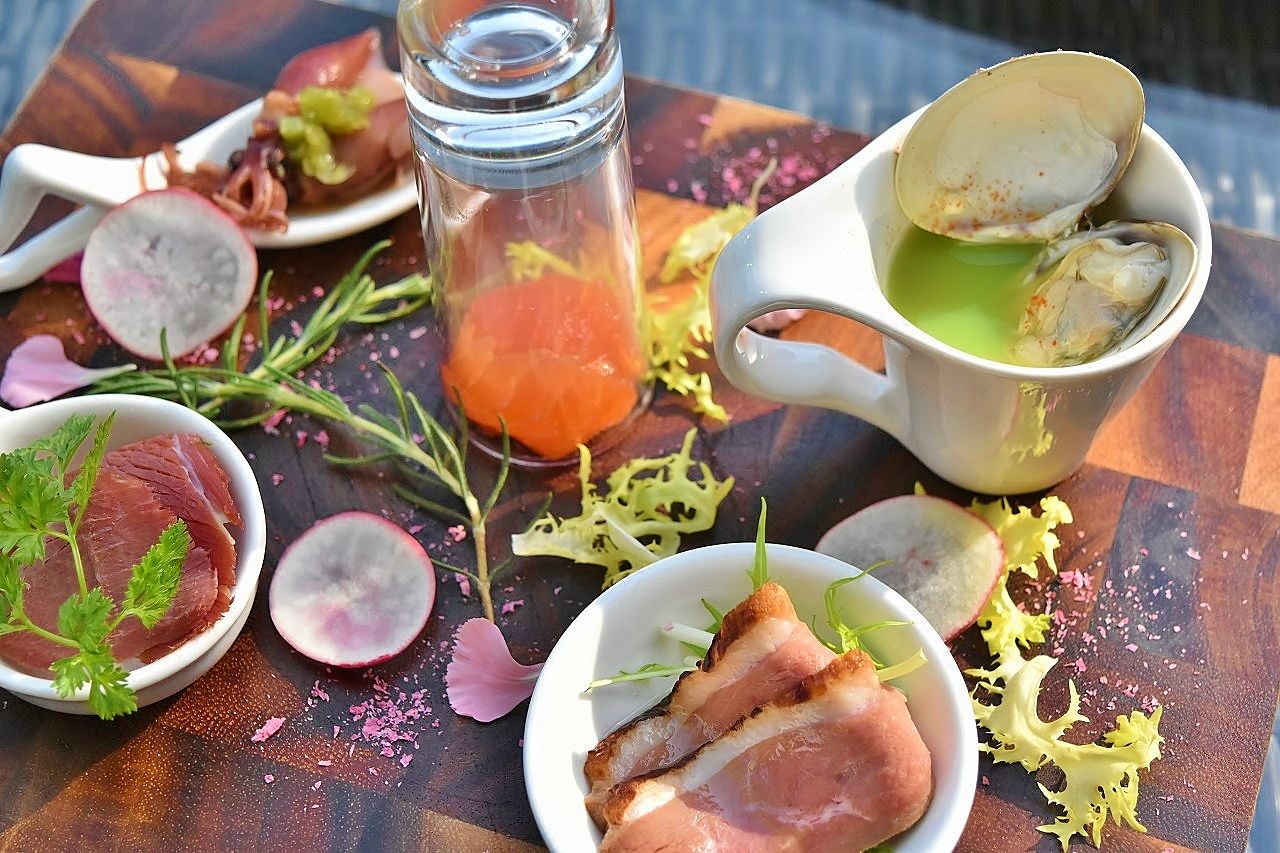 uGrillDining Gvł͈ɓ̃[JuVFbg킦