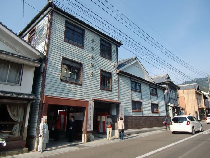 日本磁器発祥の地、400年以上の歴史と最近人気の窯元は？