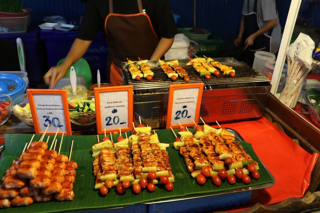 パタヤで楽しめるテパシットナイトマーケット | タイ | トラベルjp 旅行ガイド