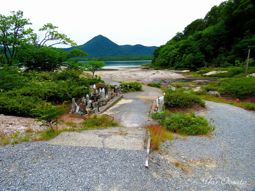 青森の恐山は日本三大霊場の一つ 地獄極楽共存のパワースポット 青森県 Lineトラベルjp 旅行ガイド