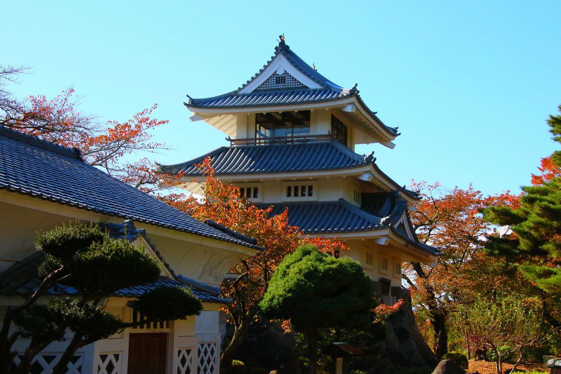青森県にある天空の城 城山公園内 三戸城跡 の歴史と魅力 青森県 トラベルjp 旅行ガイド