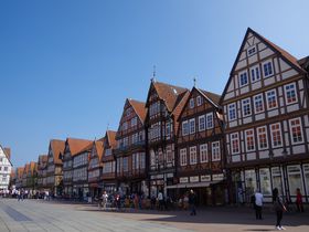 木組みの家が美しい！北ドイツ「ツェレ」いつか見た絵本の街へ！
