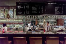 �o���R�N�̃��C���D�����W�����郏�C���o�[�I�v���}���o���R�N���̃��C���p�u��������������̋L���T���l�C��