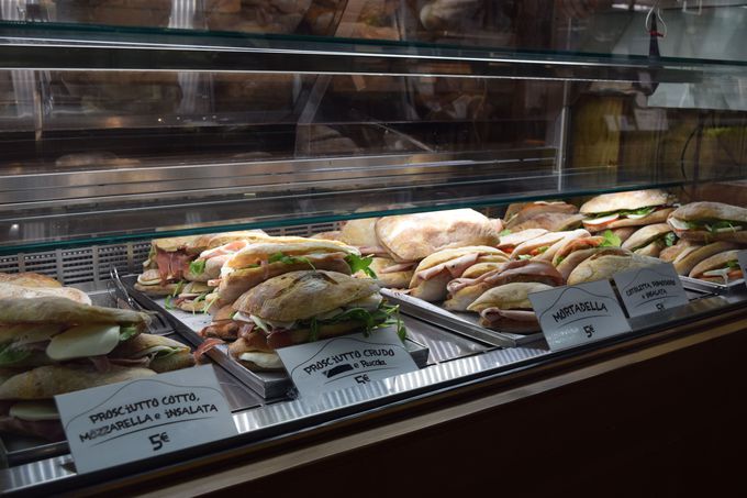 C^AH̕ɁIoGeBLȂȂX낢I