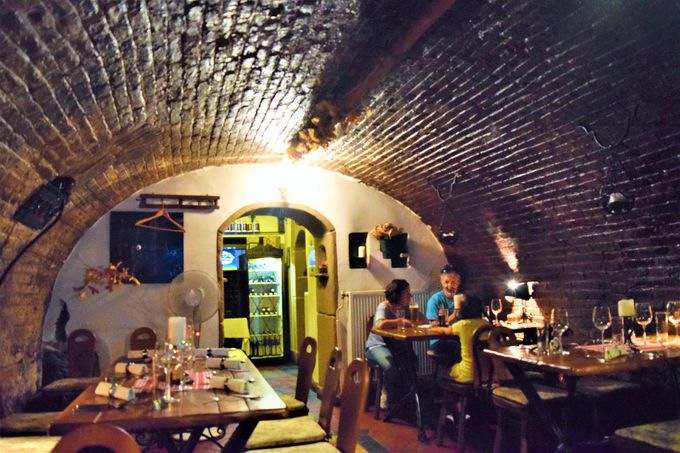 u`Xoł̐HȂuModra Hviezdav