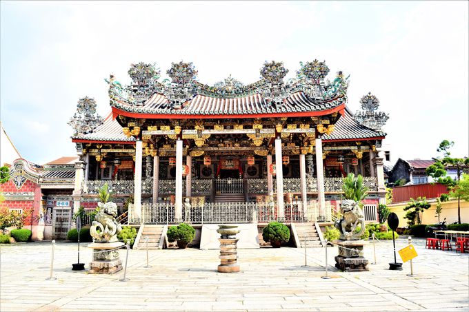 ペナンで一番豪華！中国寺院の「クー・コンシー」