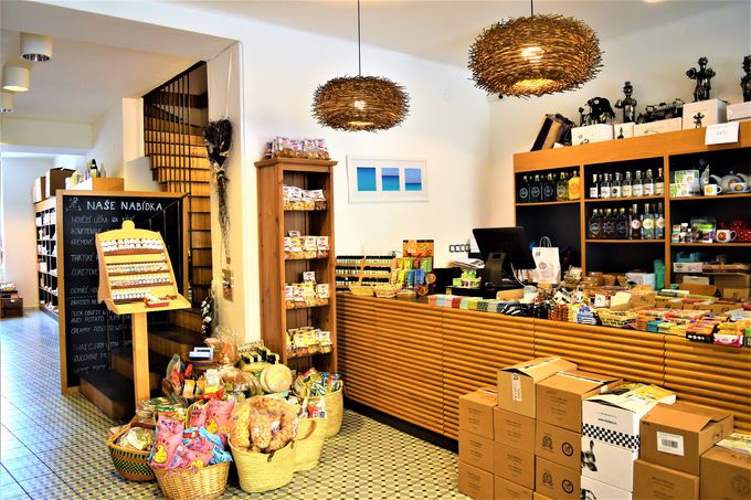 yY[IHɂ҂ȁuSOJKA & SPOL.v