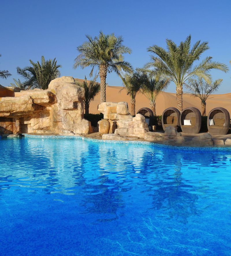 アラブの極上砂漠リゾートと絶景サンライズをお得に「アラビアン ナイツ ヴィレッジ」