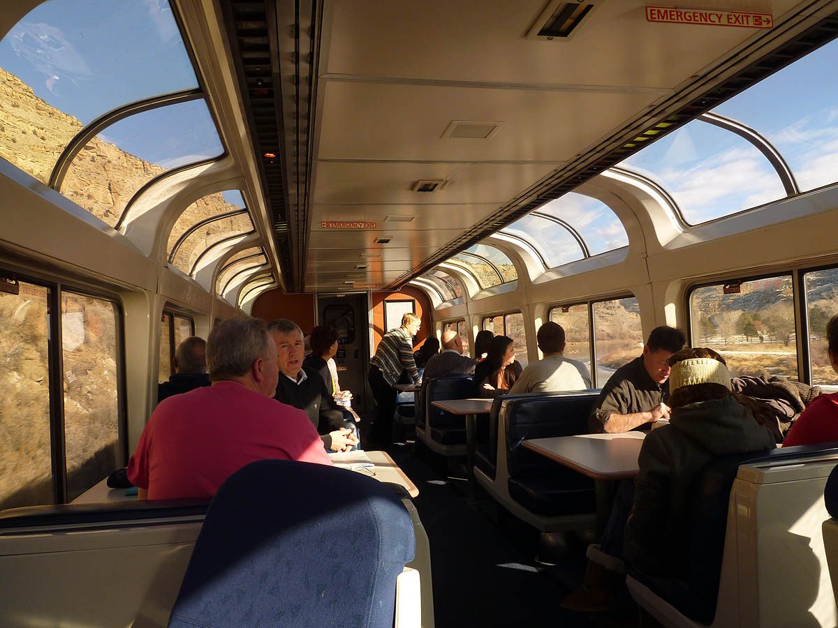 絶景すぎるアメリカ鉄道 アムトラック カリフォルニアゼファー号 で大陸横断シカゴへの旅 アメリカ Lineトラベルjp 旅行ガイド