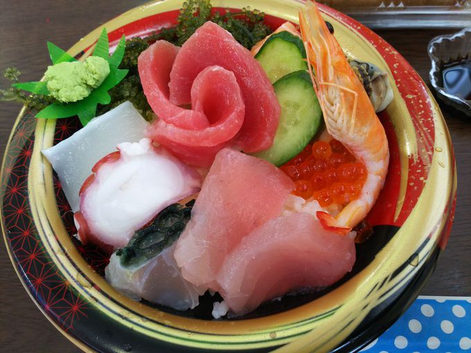 ４日目：沖縄天ぷらで有名な「奥武島」は海鮮丼もおすすめ