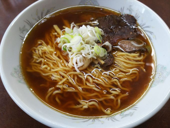 もう一軒、北の「まる久」はあっさり味