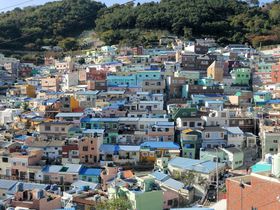 韓国のマチュピチュ！釜山で今ホットな観光名所「甘川文化村」