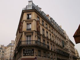 パリのプチホテル「オテル フランス ダンタン オペラ」日本語OK!