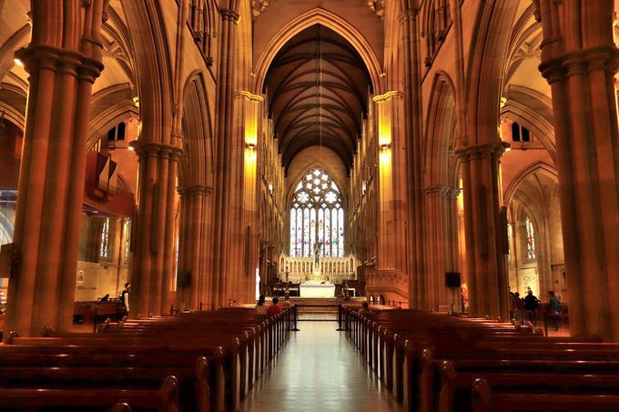 迫力満点 シドニーの巨大なゴシック教会 セント メアリー大聖堂 オーストラリア Lineトラベルjp 旅行ガイド