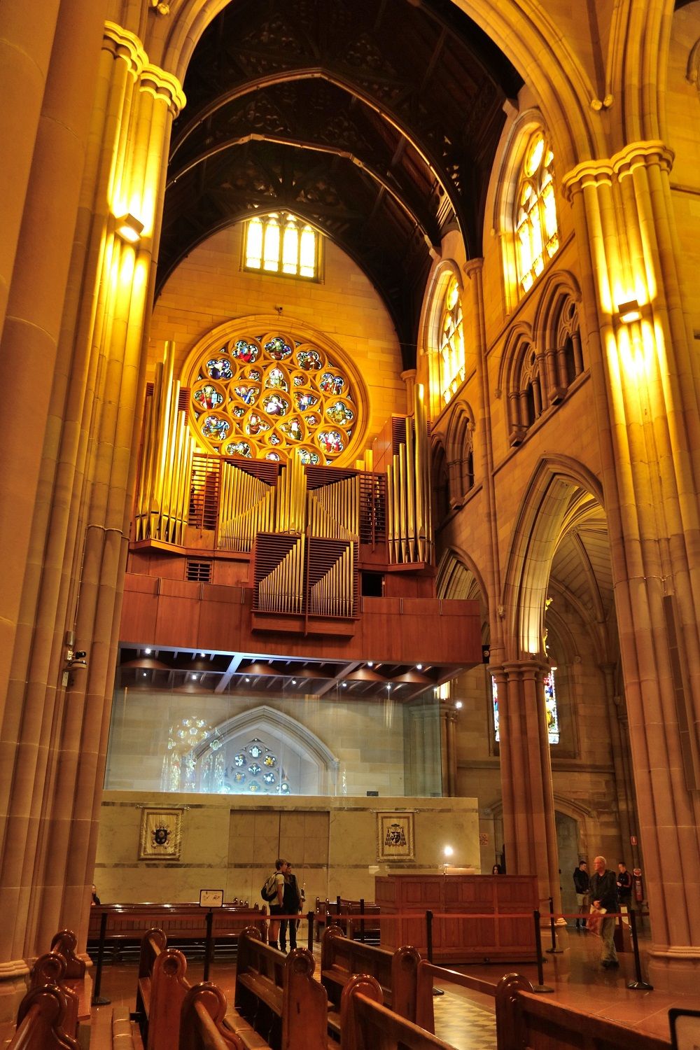 迫力満点 シドニーの巨大なゴシック教会 セント メアリー大聖堂 オーストラリア Lineトラベルjp 旅行ガイド