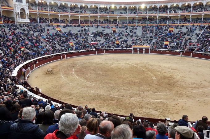 本場スペインで観る気迫の闘牛 マドリード ラス ベンタス闘牛場 スペイン Lineトラベルjp 旅行ガイド