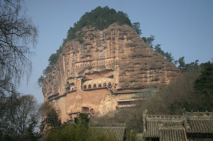 築１５００年以上 中国の絶壁の仏教遺跡 麦積山石窟 中国 Lineトラベルjp 旅行ガイド