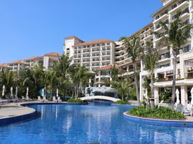 沖縄の光と風を感じるリゾートホテル「ザ・ブセナテラス」