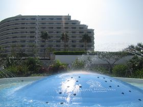 プールの充実ぶりが嬉しい「ホテルモントレ沖縄スパ＆リゾート」
