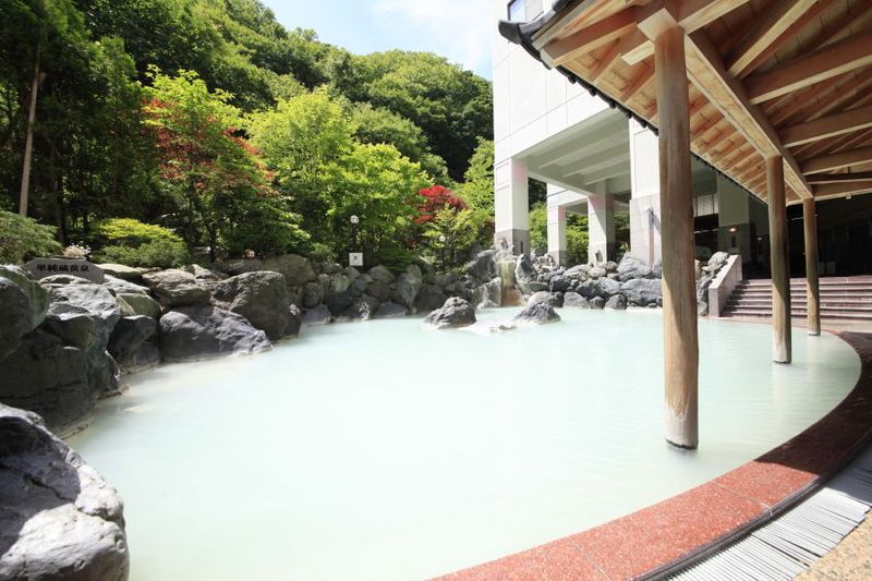 北海道・登別温泉で地獄谷の湯を堪能！おすすめ宿8選