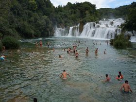泳げる文化遺産！クロアチア「クルカ国立公園」を楽しむ３つの方法