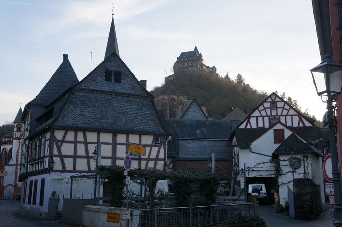 �h�C�c�̗��j�Ƌ��ɋ삯�������V���^�[���b�N��