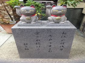 縁結びだけじゃない！東京都「今戸神社」は招き猫発祥の地！？