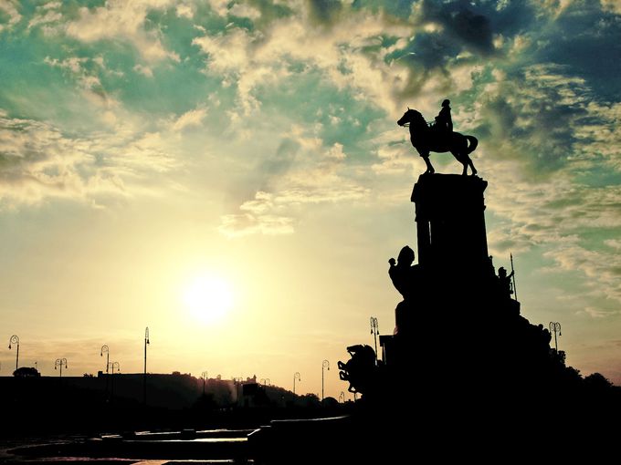 �L���[�o�̋C��ɂ���