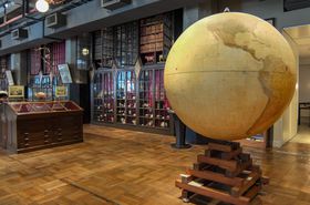 �����w�O�I����̔����فu�C���^�[���f�B�A�e�N�v�ŏo����ق̐��E�̋L���T���l�C��