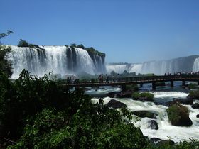 世界三大瀑布！南米イグアスの滝の迫力が凄すぎる！