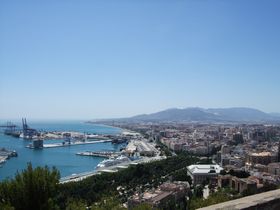 �A���_���V�A�̉B��X�|�b�g�I�X�y�C���E�}���K�Œn���C���]�[�g�𖞋i�I�̋L���T���l�C��