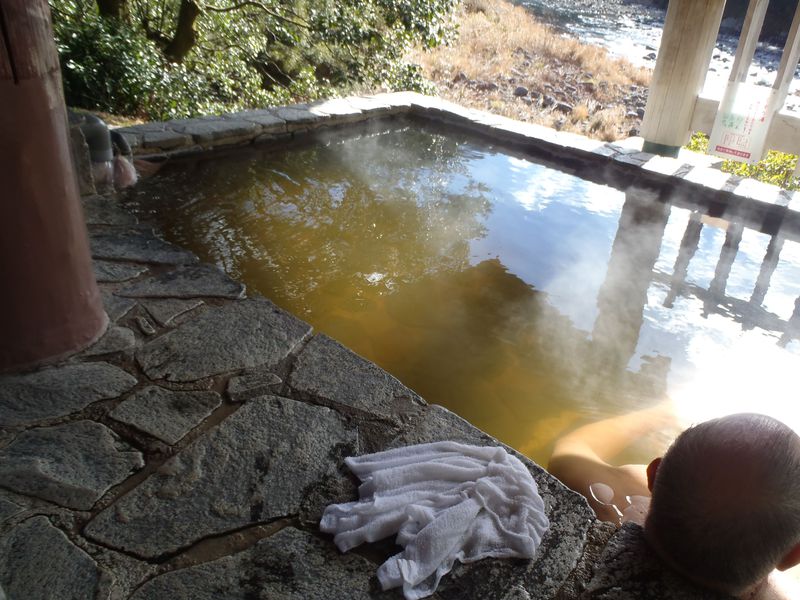 薬草風呂に源泉風呂！伊豆市の青羽根温泉「湯の国会館」は実力派！