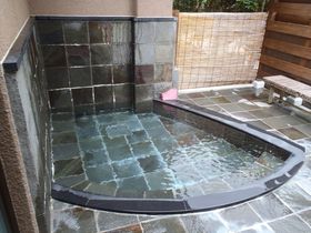 �����Ƃ͎v���Ȃ����P�[�V�����I�w�����̖����u���n�̓��v�̋L���T���l�C��