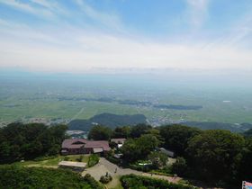新潟・弥彦山「パノラマタワー」で体感する神様の視界