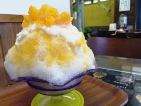 地元産フルーツがゴロリ！浜松「沖縄cafe果報」の絶品かき氷